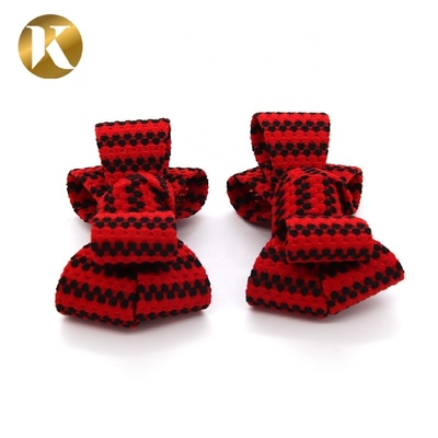 Nuevo diseño de zapatos decorativos personalizados Fijaciones de forma mariposa Certificado SGS