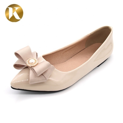 Botellas de moda mariposa Fijaciones de zapatos Material de tela especial hermoso para mujeres