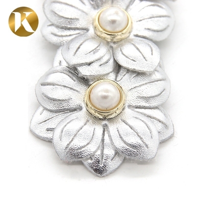 Wenzhou Kml Mayorista de flores hechas a mano a medida de moda de tela especial accesorios de hebilla de zapatos
