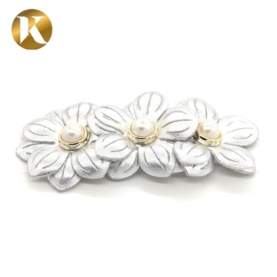 Wenzhou Kml Mayorista de flores hechas a mano a medida de moda de tela especial accesorios de hebilla de zapatos