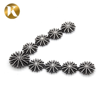 Clamps de zapatos decorativos en forma de V personalizados 110mm*95mm Material de aleación de zinc