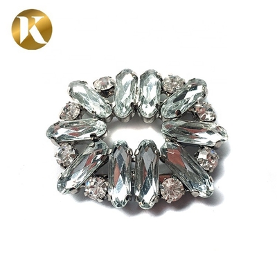 4.1cm*3.5cm Fijaciones de zapatos de cristal Material de hierro / cobre con revestimiento de protección