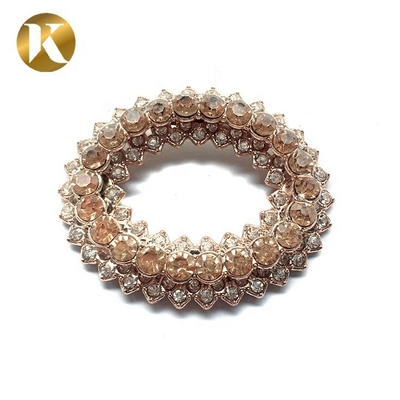 Ornamento de zapatos de cristal redondo de estilo elipse 6.4cm*5.4cm Hermosa apariencia