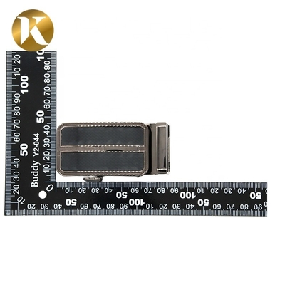 Superficies negras de cinturones automáticos con tratamiento de superficie de tallado