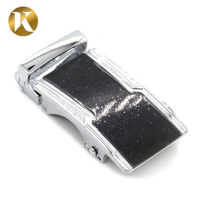Clásico Cinturón automático de metal en blanco Fijaciones de cinturón estilo simple para hombres