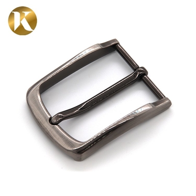 Cinturones de cinturón personalizados de aleación de zinc con diseño simple y diestro