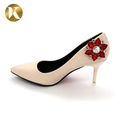 Clip de zapatos decorativos de forma de flor de sol 50 * 50 mm Estilo de moda para damas