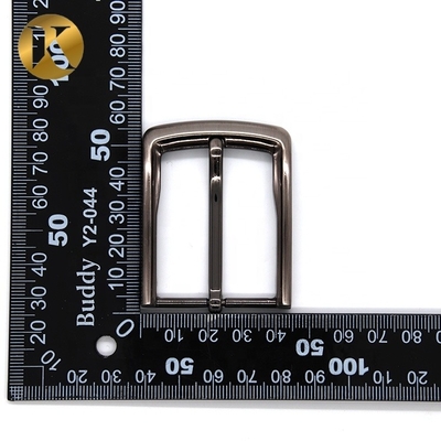 Cinturón personalizado Pin Buckle 35mm Apariencia sencilla para el bolso / cinturón de hombre