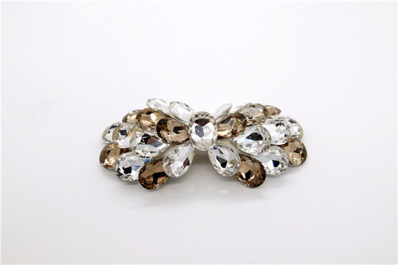 Las hebillas de zapatos de zinc de varios colores 70 mm * 48 mm para la decoración