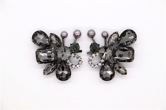 En forma de Y, pinzas para zapatos de piedra rínica de 100 mm*95 mm de color níquel / negro / oro